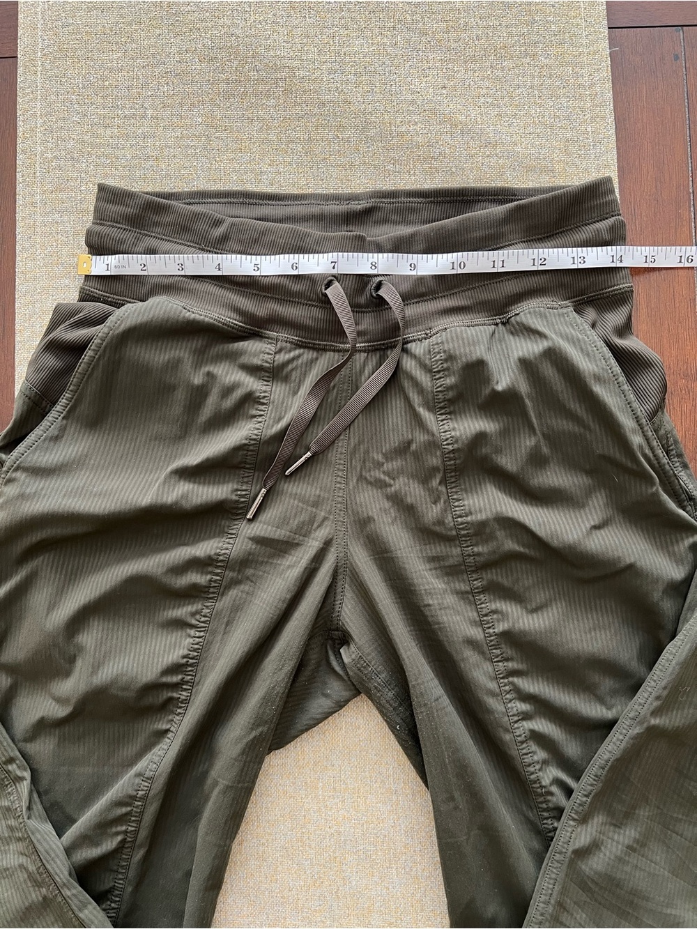 ❤️ Lululemon Olive Green Ribbed Waist Jogger Pants - Picture 4 of 10